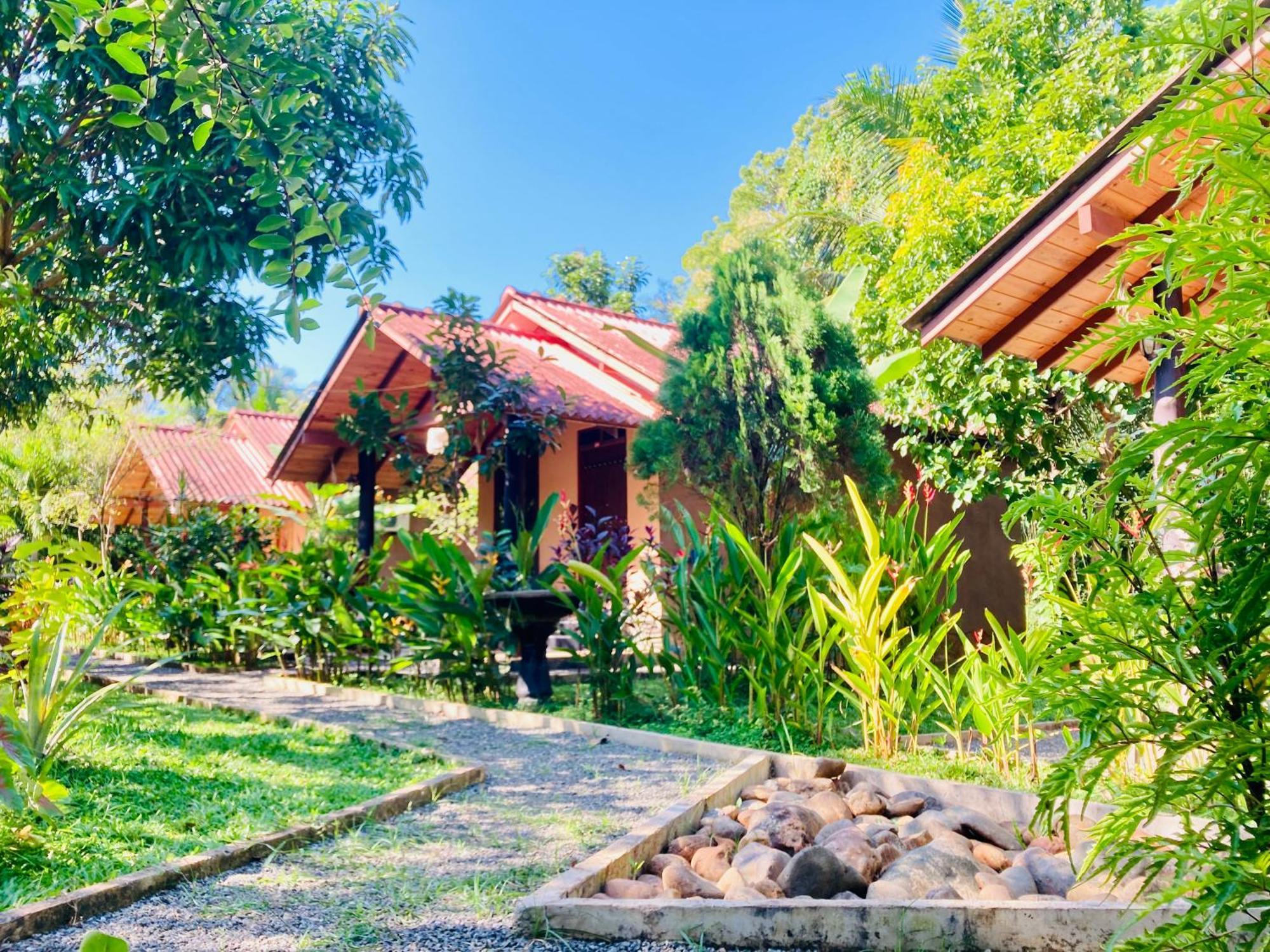 Suncity Privacy Cottages Udawalawe Esterno foto